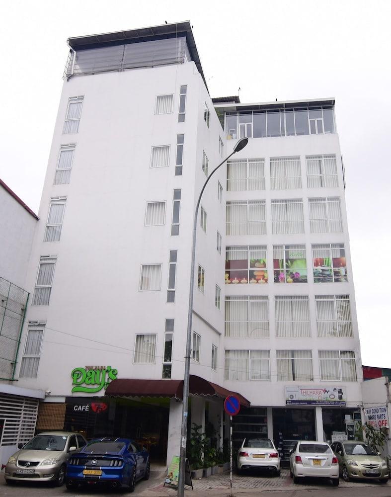Thilhara Days Inn Colombo Eksteriør billede