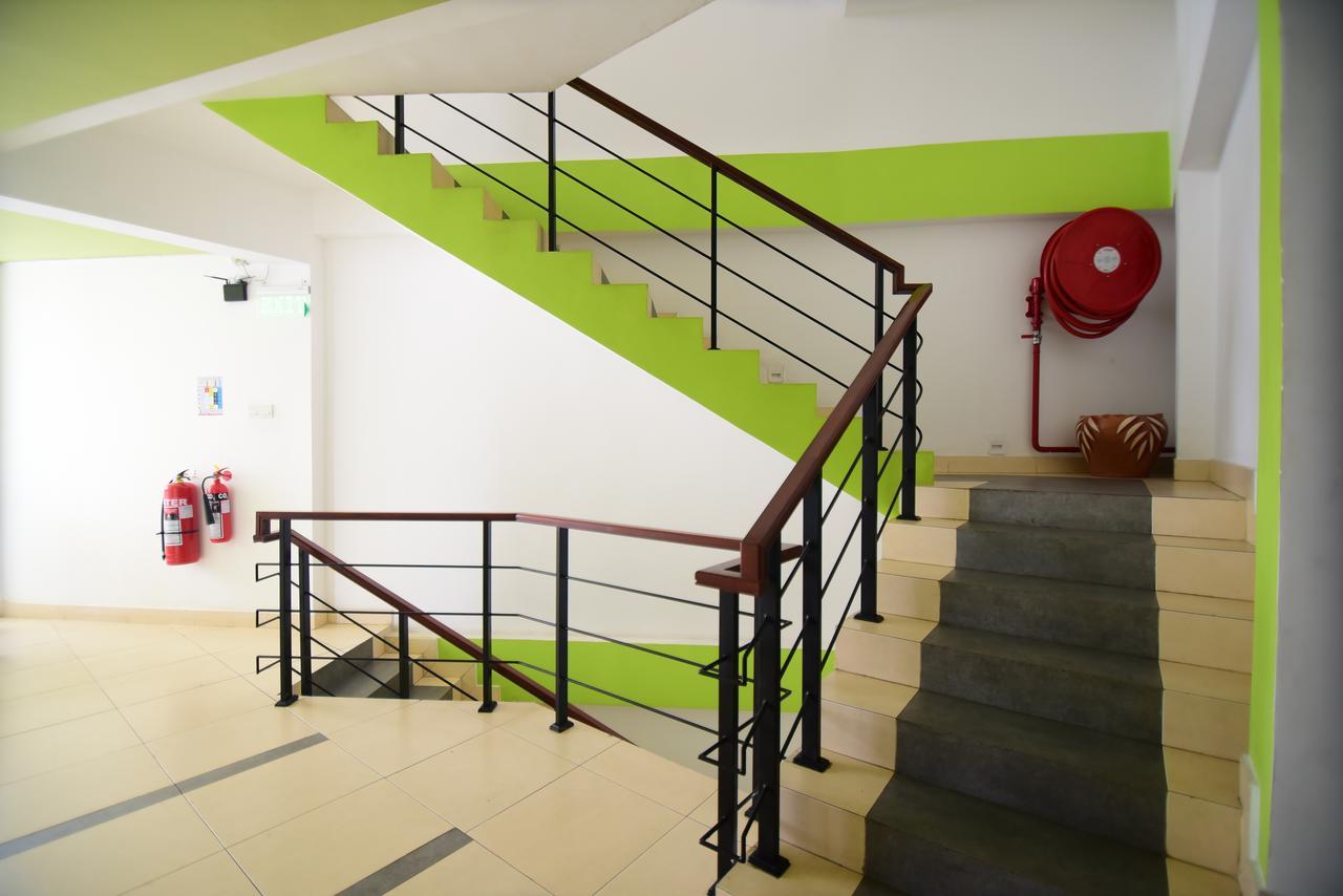 Thilhara Days Inn Colombo Eksteriør billede