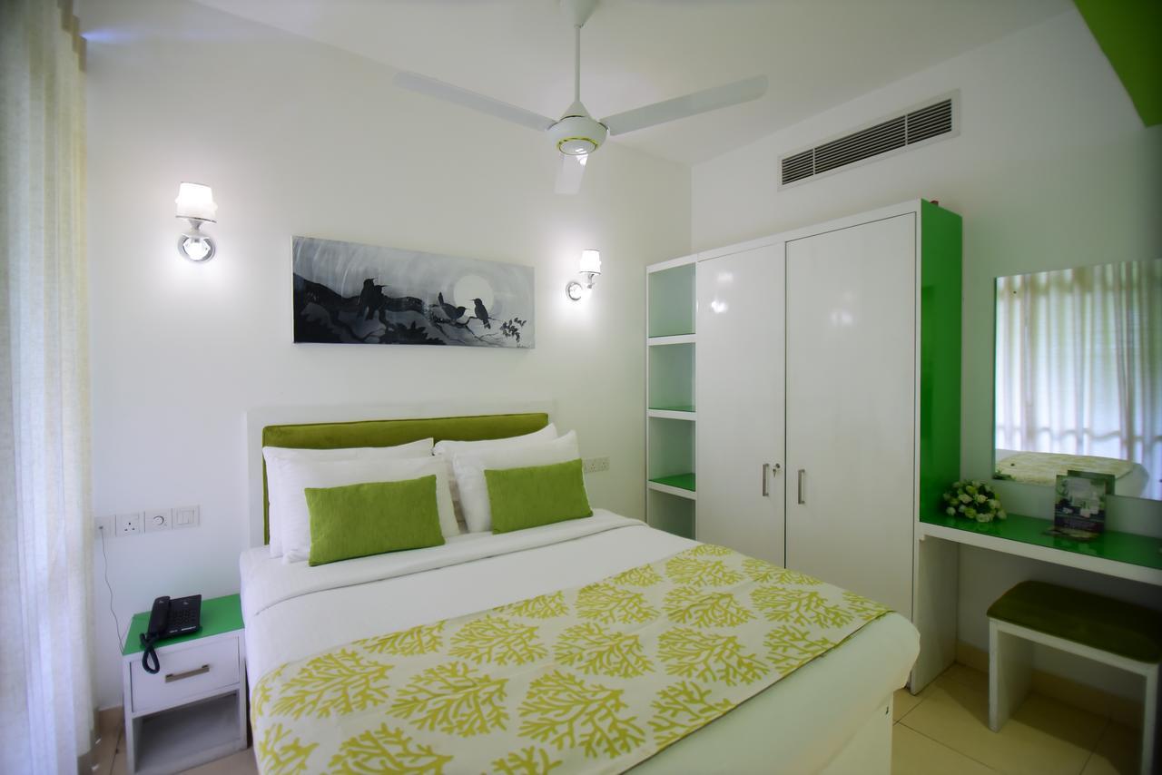 Thilhara Days Inn Colombo Eksteriør billede