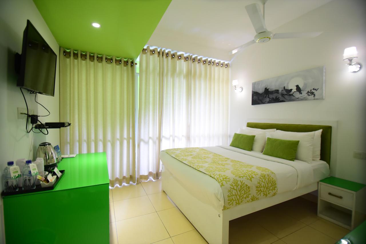 Thilhara Days Inn Colombo Eksteriør billede