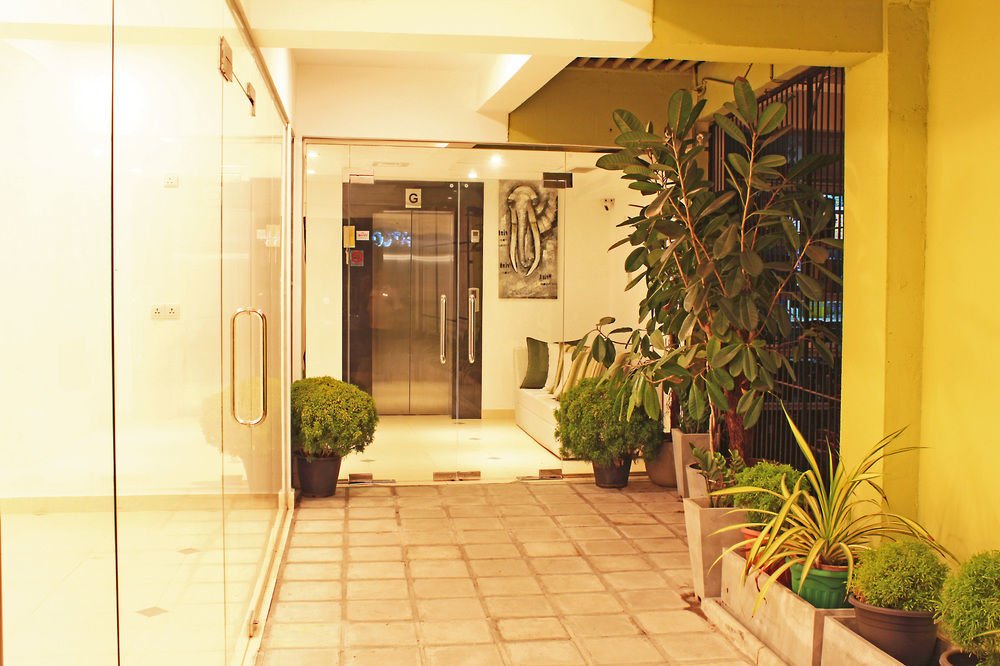 Thilhara Days Inn Colombo Eksteriør billede