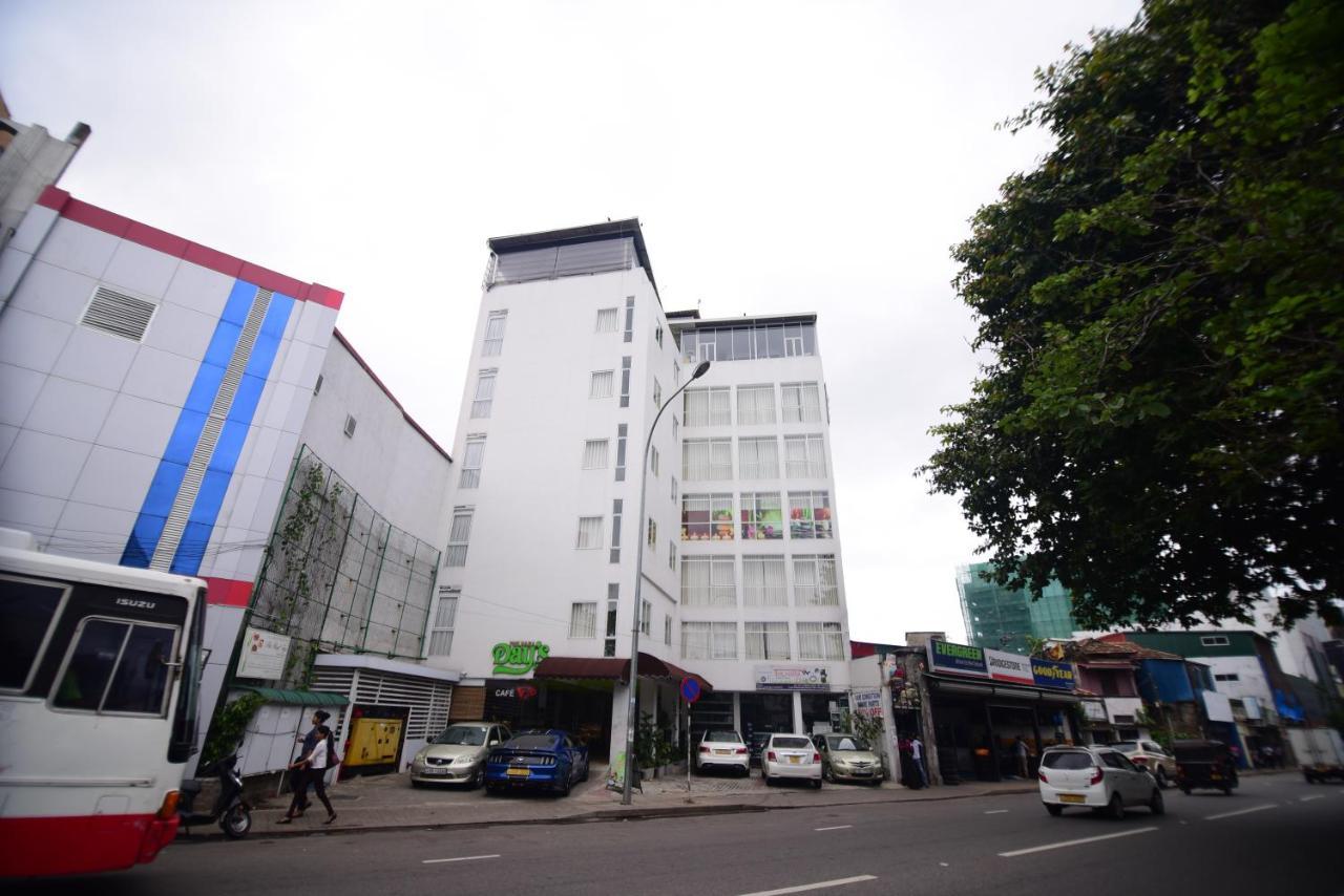 Thilhara Days Inn Colombo Eksteriør billede